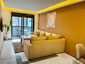 Marina Bay Comfy Apartment - Beach View with Veranda